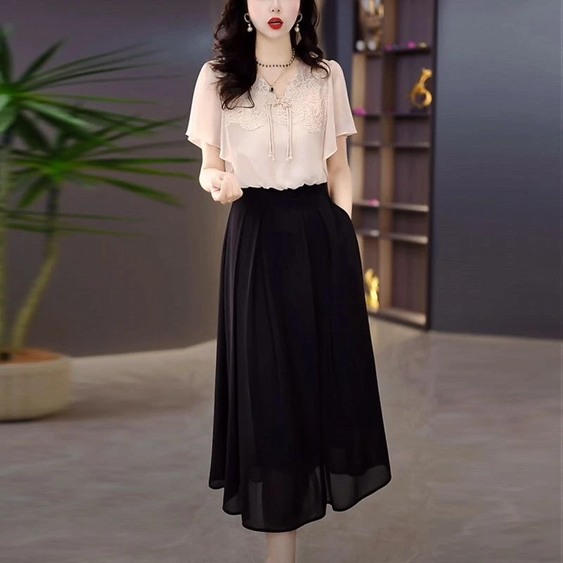 高级蝴蝶冰丽丝洋气简约端庄优雅连衣裙2025夏季新款修身显瘦裙子