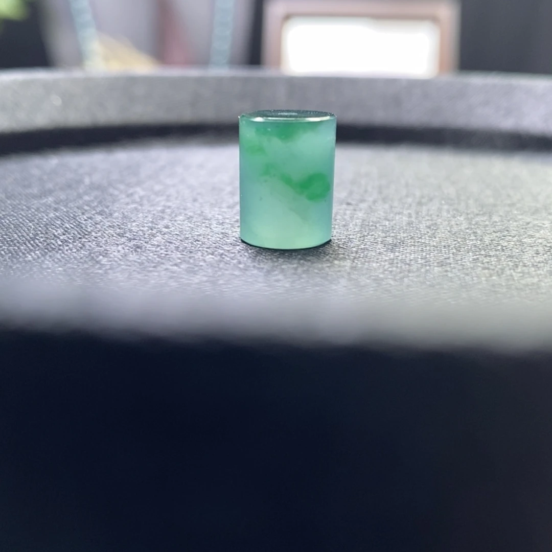 翡翠未镶嵌手链12*9桶珠