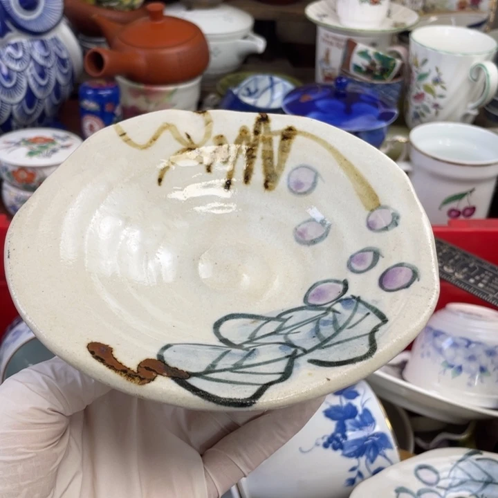 他家瓷器真美…开播了