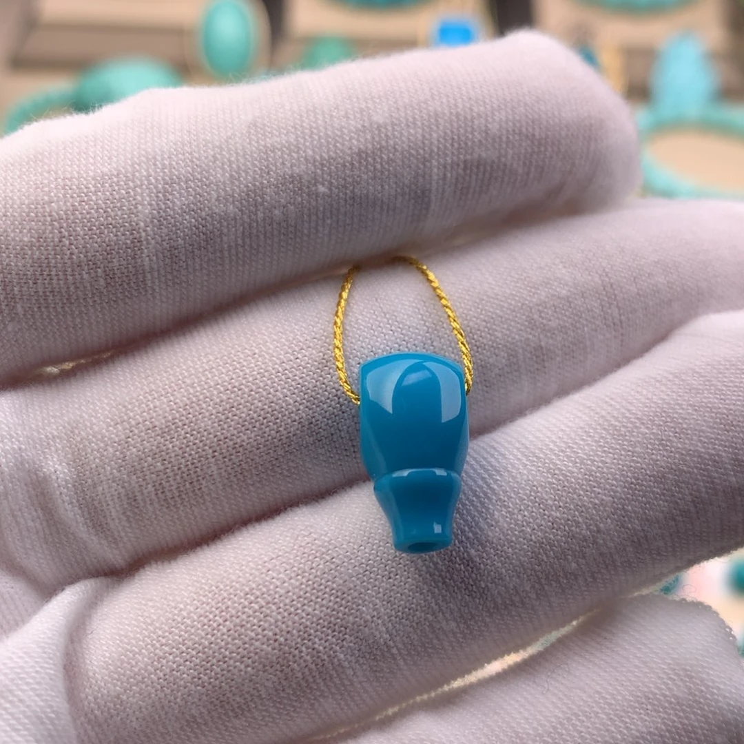 绿松石未镶嵌珠宝奇石8.3