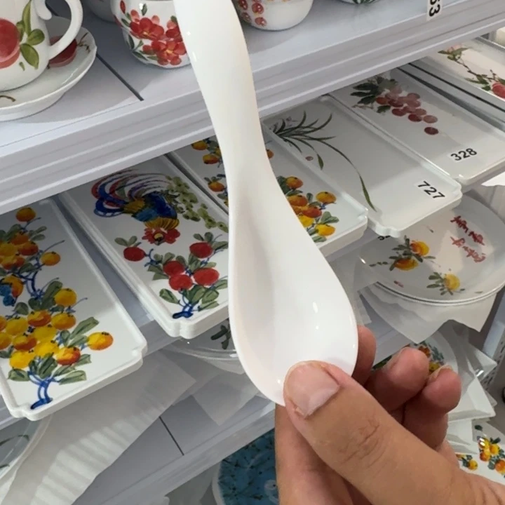 冬***瘦景德镇陶瓷手工制作