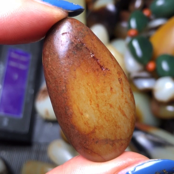 和田玉未镶嵌珠宝奇石