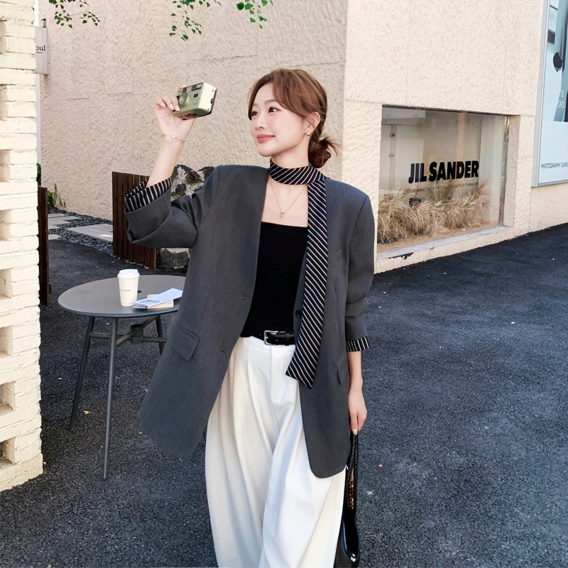 高级感韩系极简西装外套2025春秋新款小众ins风松弛感显瘦V领西服