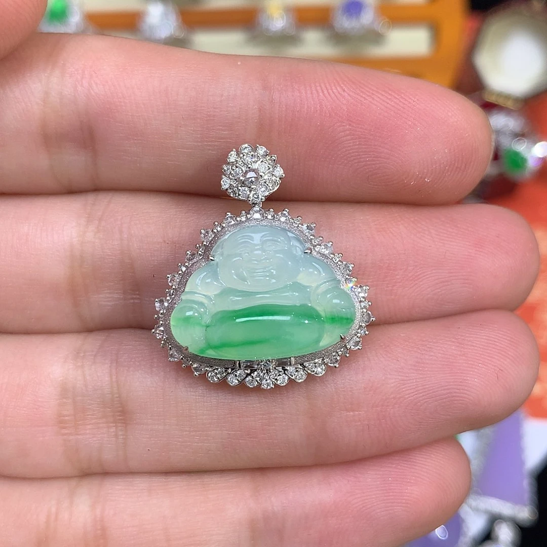 翡翠吊坠(不含链)未镶嵌飘绿佛公