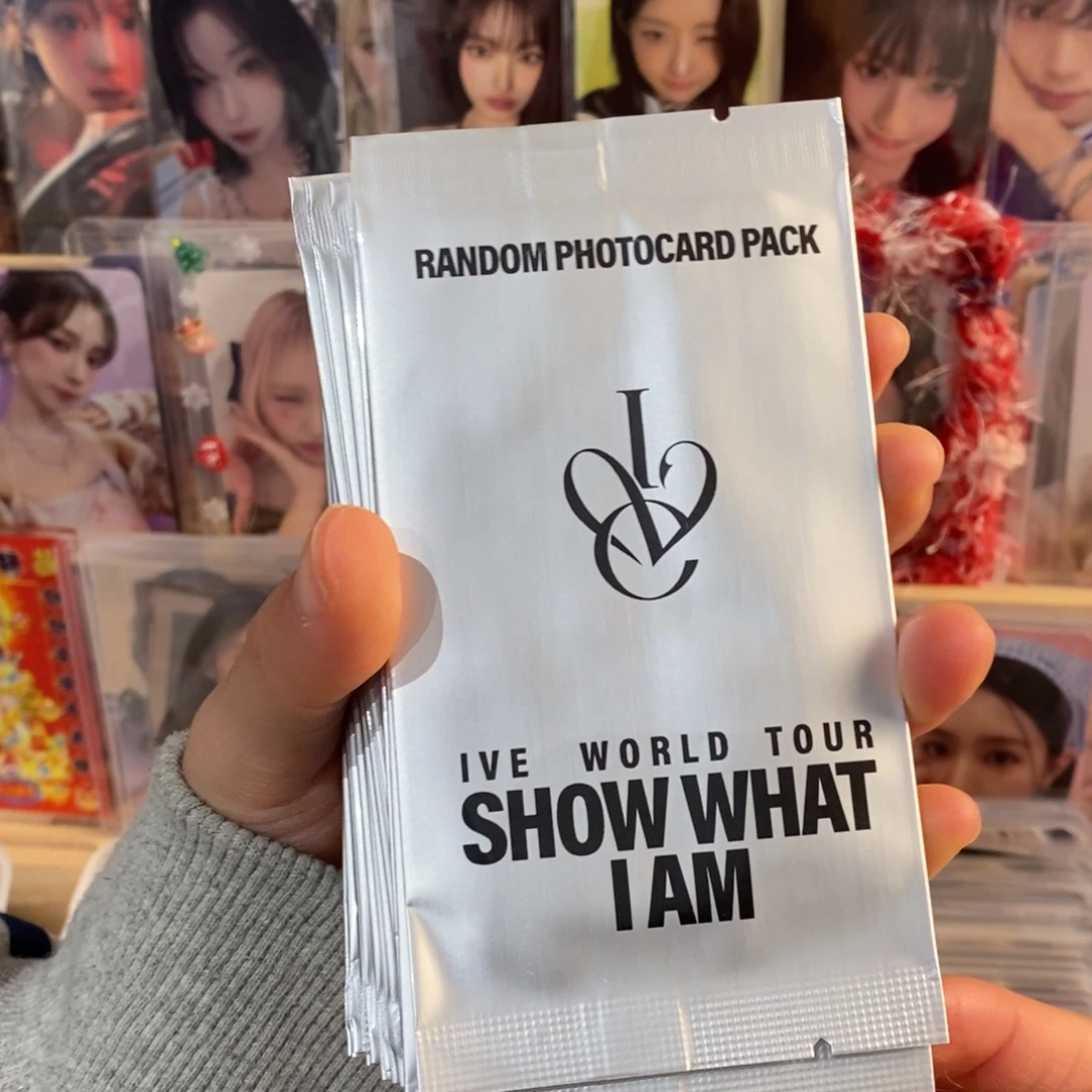 ive场周随机卡未拆一包