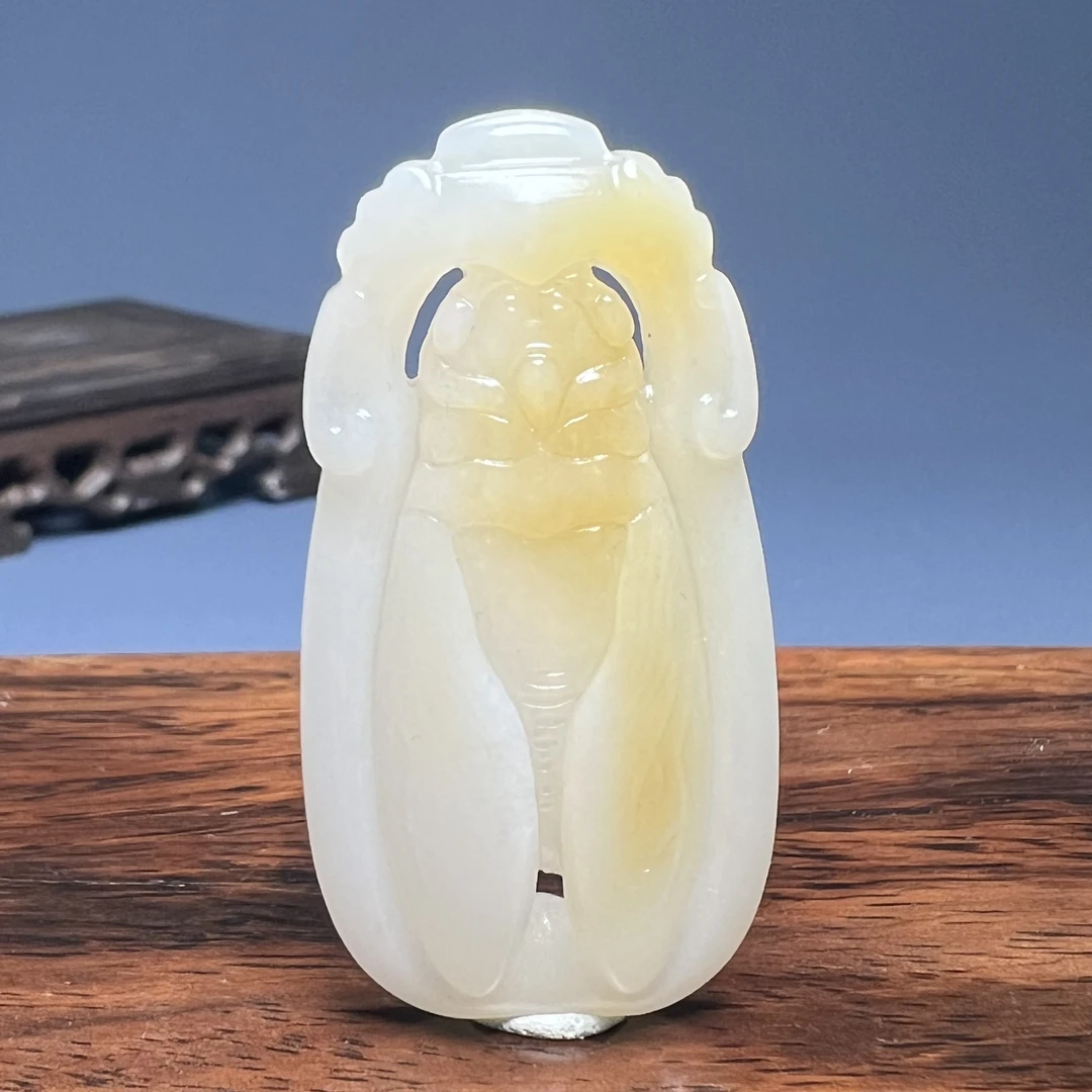 D1773珠宝玉石精选和田玉吊坠