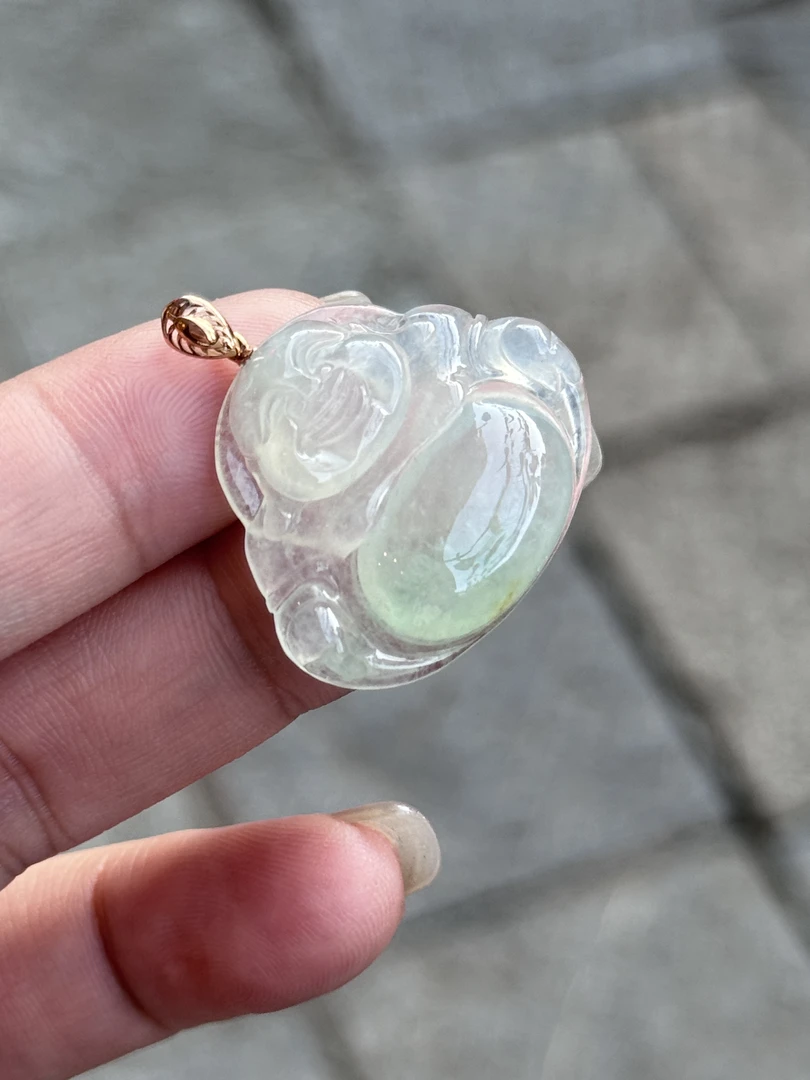 天然A货缅甸翡翠18K金冰透飘甜绿佛公水润精致24.7x28.8x6.2