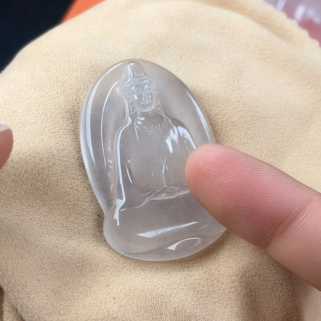 石英质玉颈饰未镶嵌