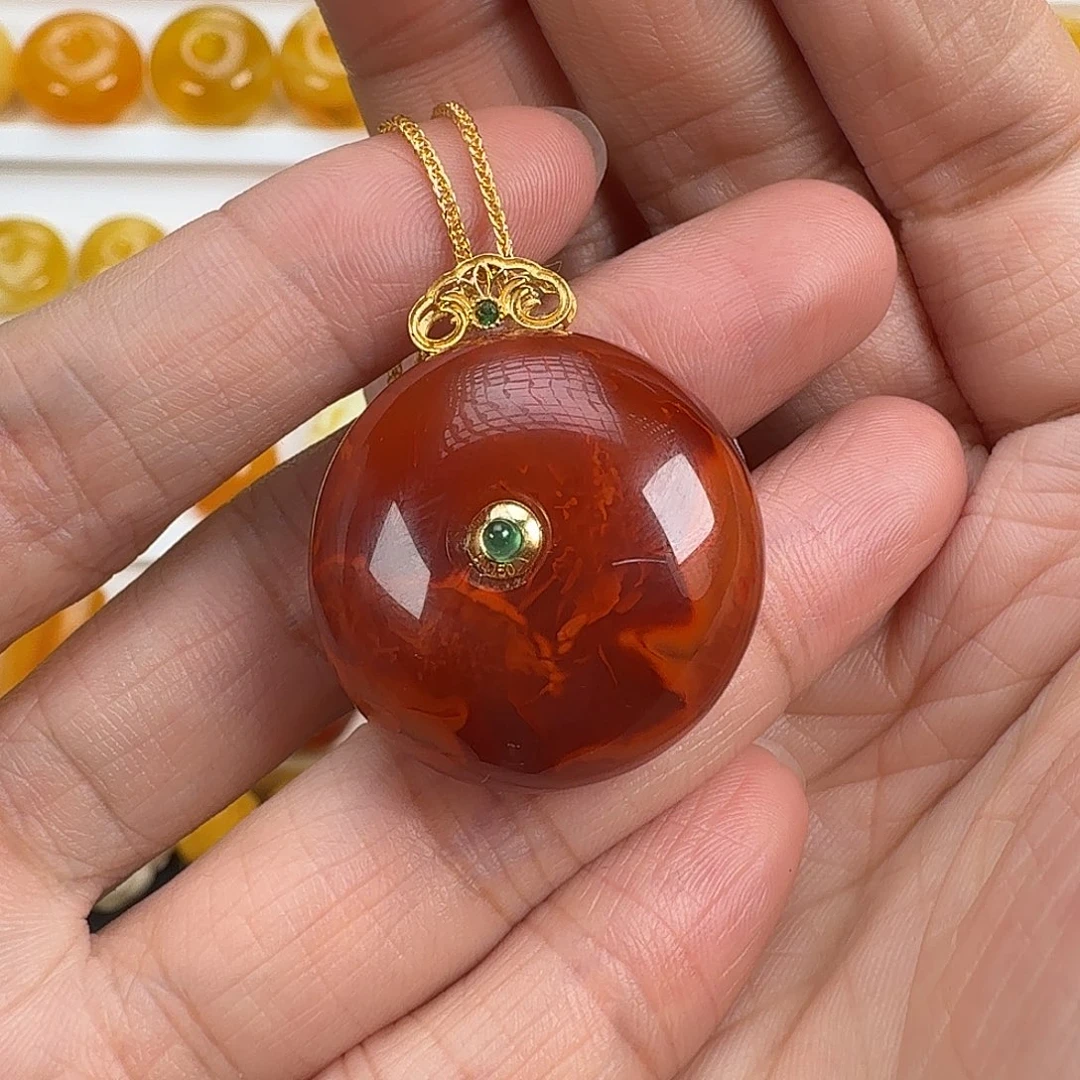 南红玛瑙18K金镶嵌颈饰南红