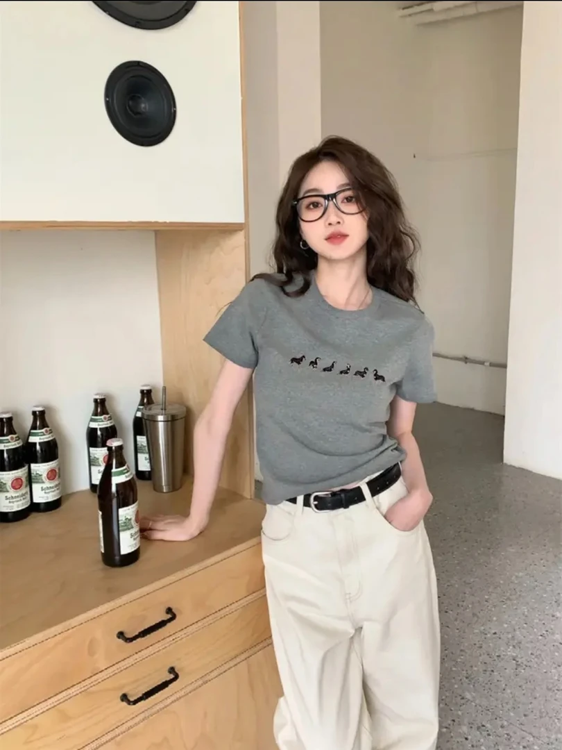 Jennie  金珍妮同款腊肠狗正肩圆领短袖t恤女修身显瘦辣妹上衣 棉