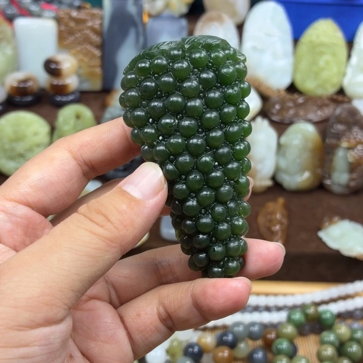 晴***汐颈饰未镶嵌和田玉