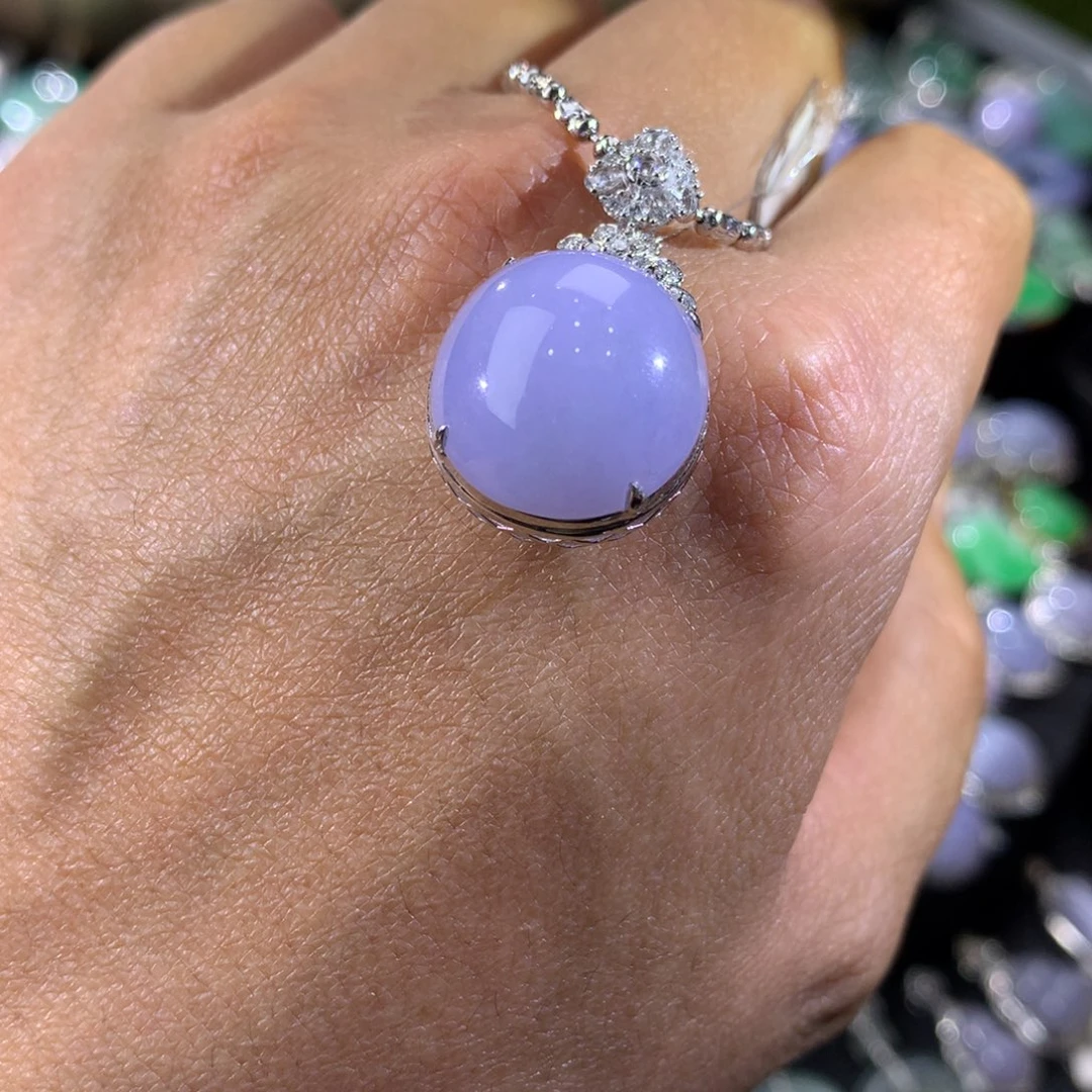 翡翠吊坠(不含链)18K金镶嵌