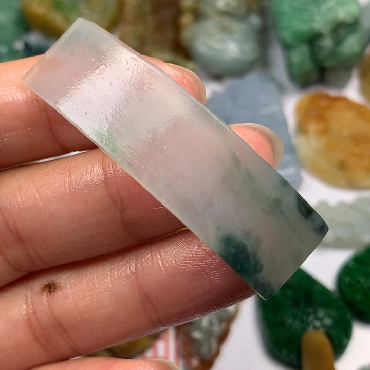 定制翡翠未镶嵌翡翠