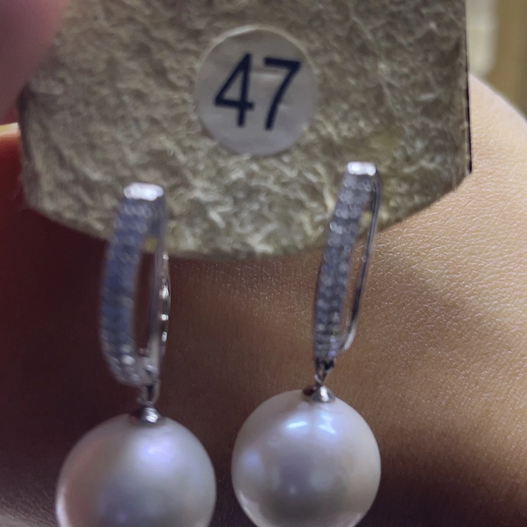 淡水珍珠银S925镶嵌耳饰