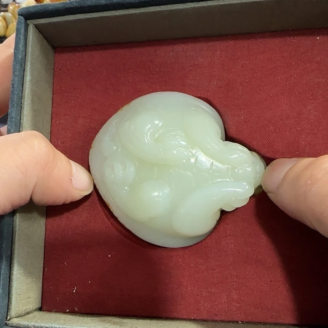 御***行和田玉未镶嵌挂件