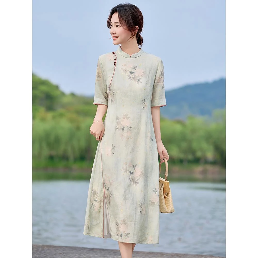新中式改良旗袍苎麻连衣裙女2025新款夏季文艺复古开叉棉麻碎花裙