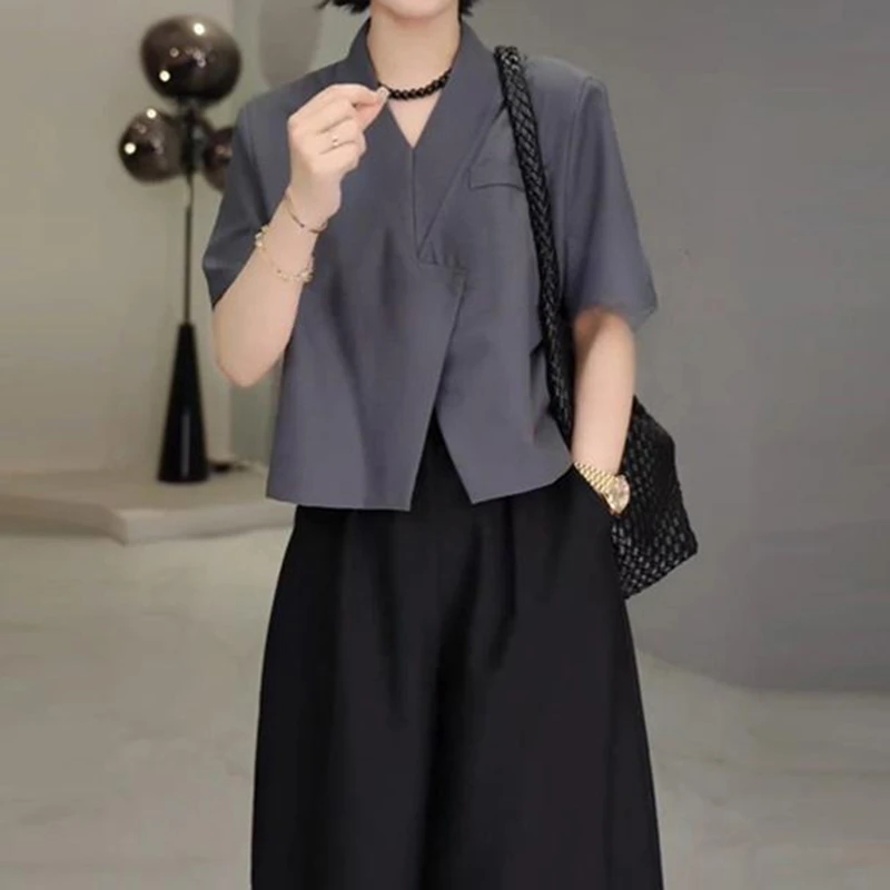 韩系简约V领不规则短袖衬衫女夏季新款洋气高级宽松百搭休闲上衣