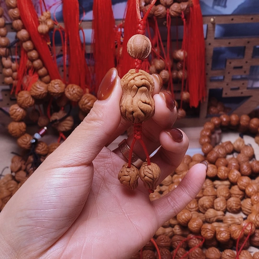 桃核吊坠龙纹桃枭