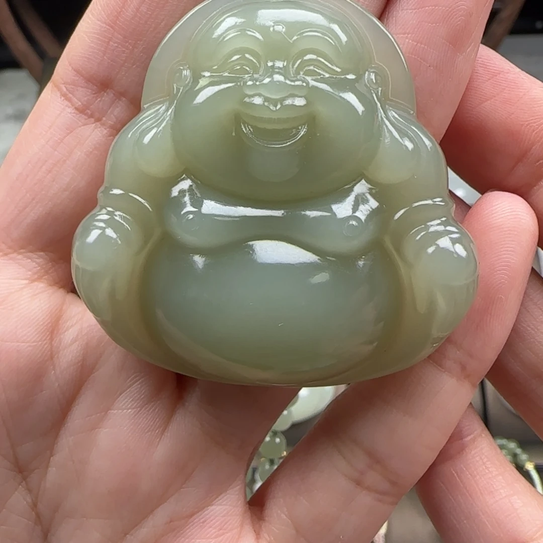 和田玉未镶嵌吊坠(赠链)