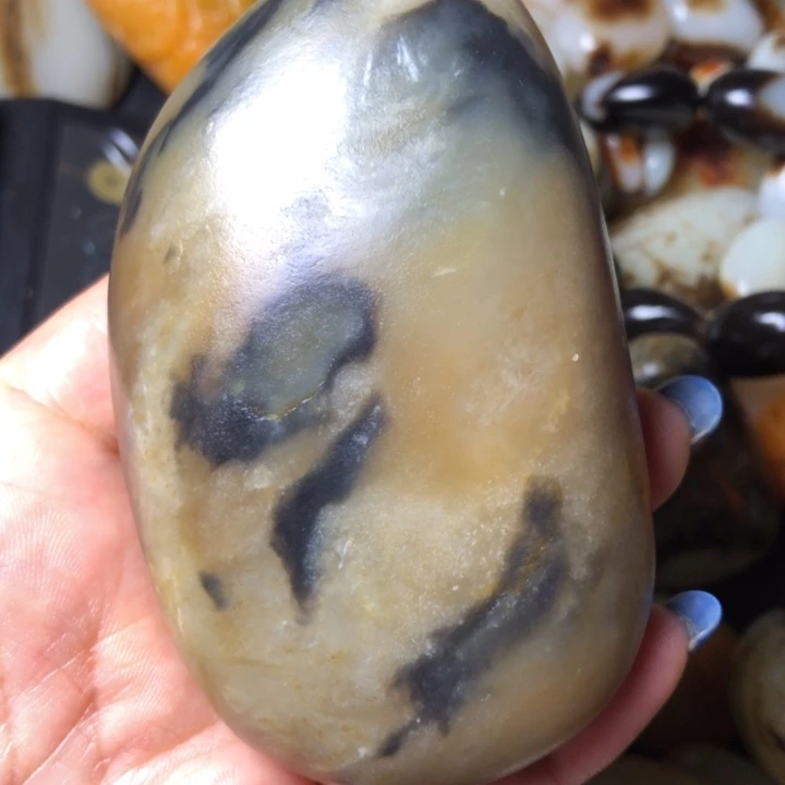 和田玉未镶嵌珠宝奇石