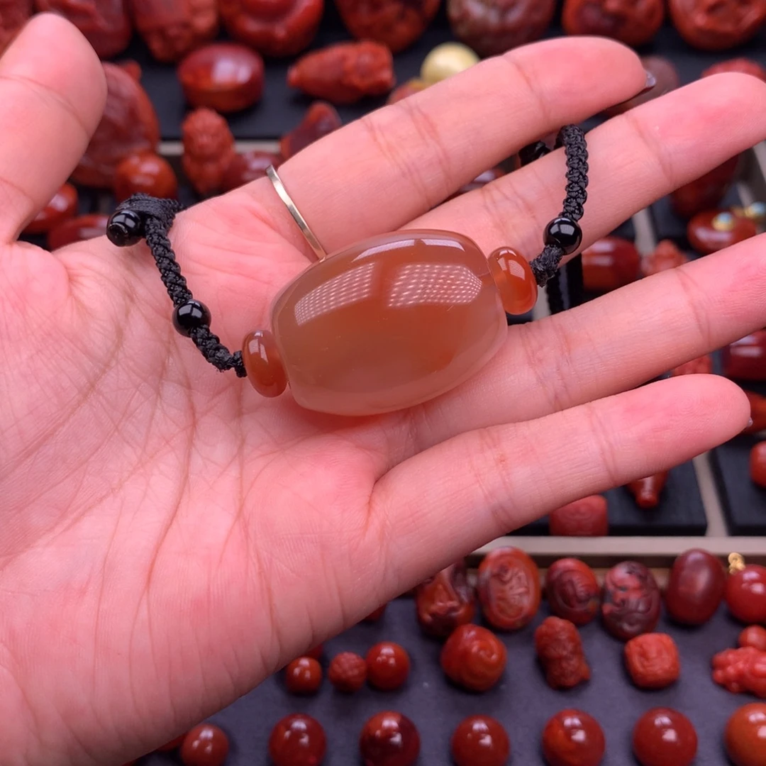 南红玛瑙未镶嵌川料冰飘桶珠锁骨25.7mm