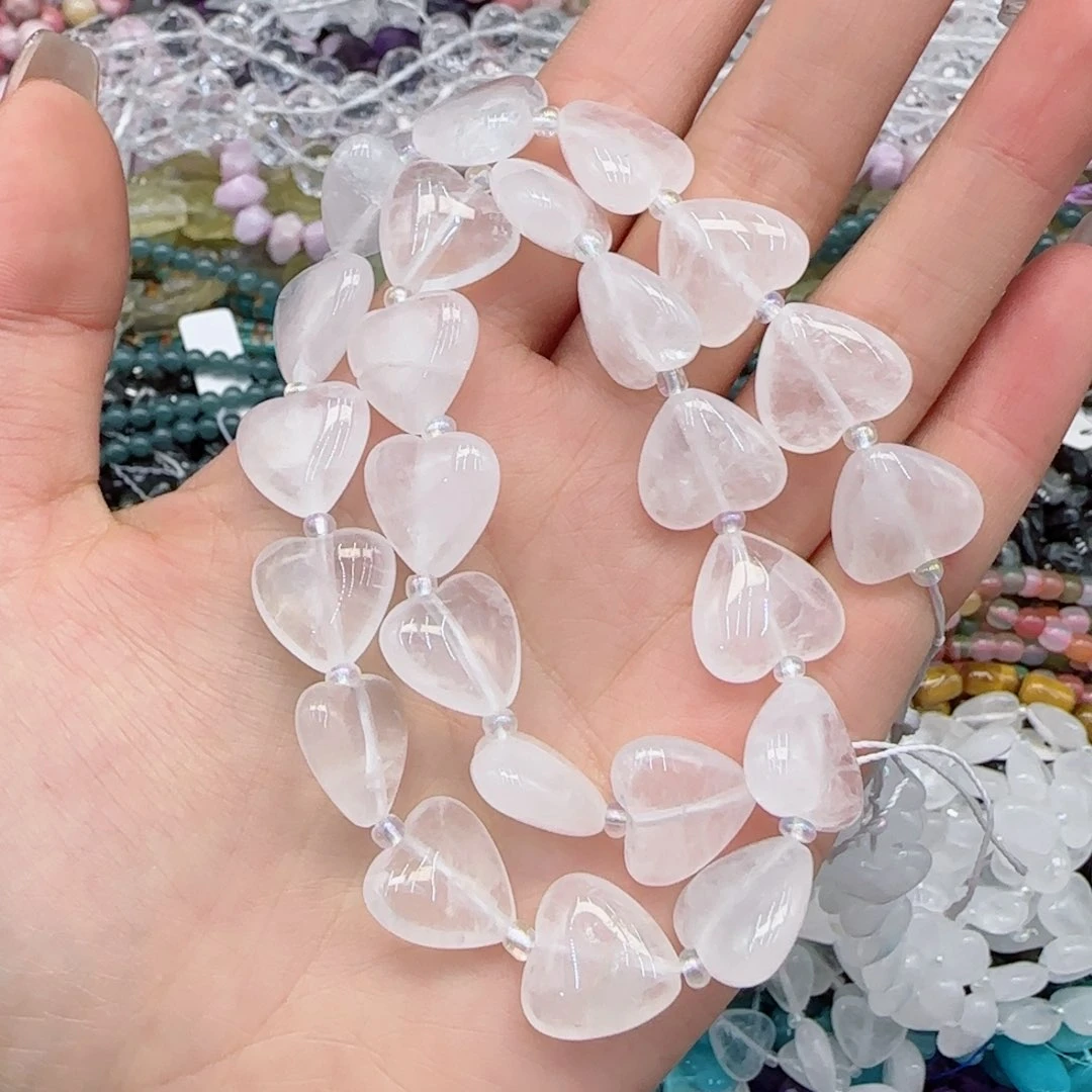 玛瑙/玉髓珠宝半成品未镶嵌天然老矿白水晶爱心一条