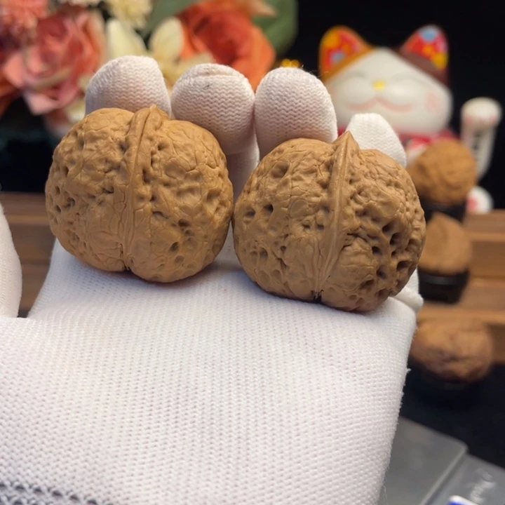 把件文玩核桃云南铁核桃39