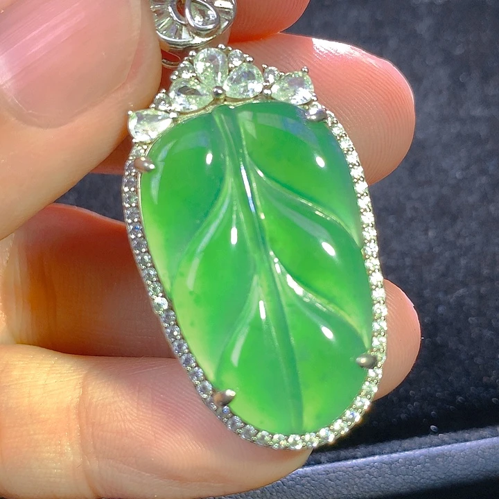 翡翠银S925镶嵌颈饰