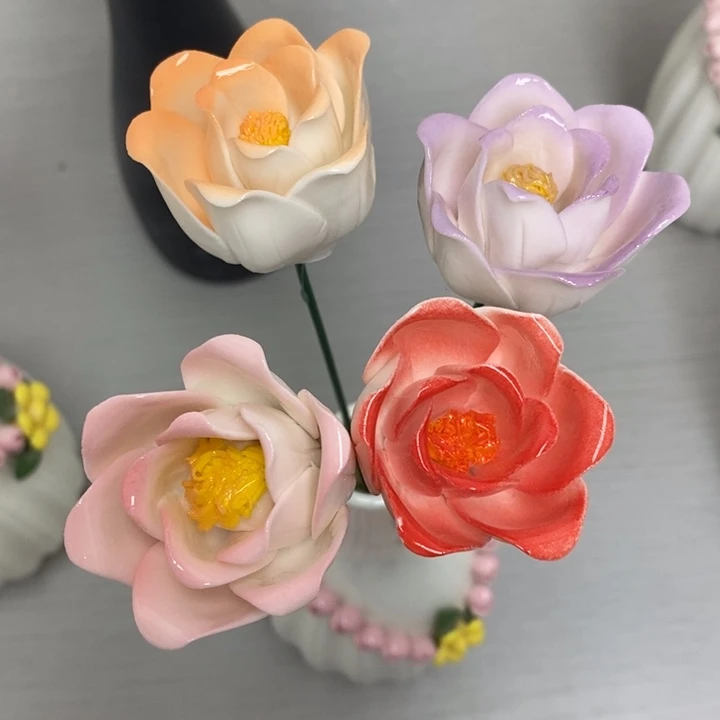 陶瓷陶瓷材料4朵铃兰花