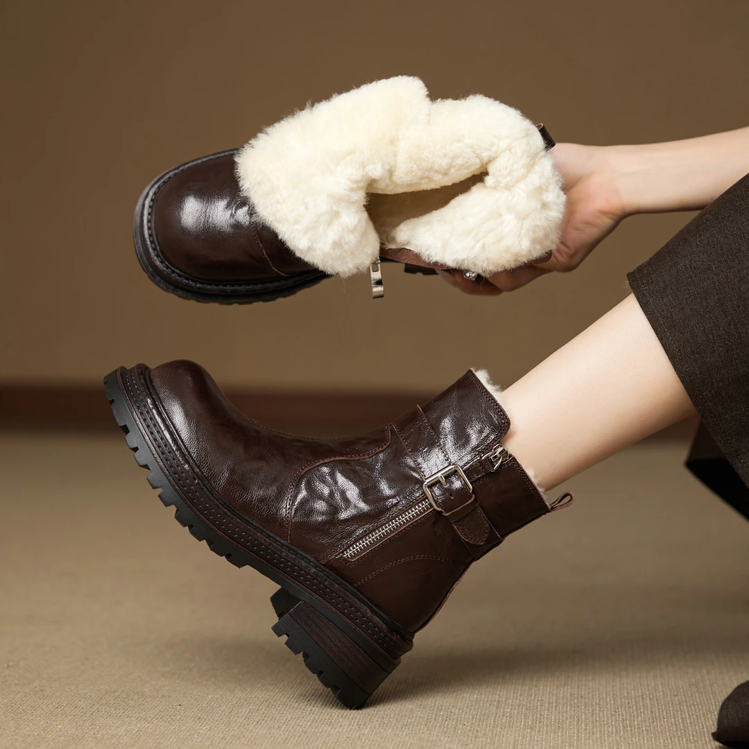 修悦~厚底厚毛毛马丁靴女2025冬季羊羔绒保暖短靴棕色机车靴短靴