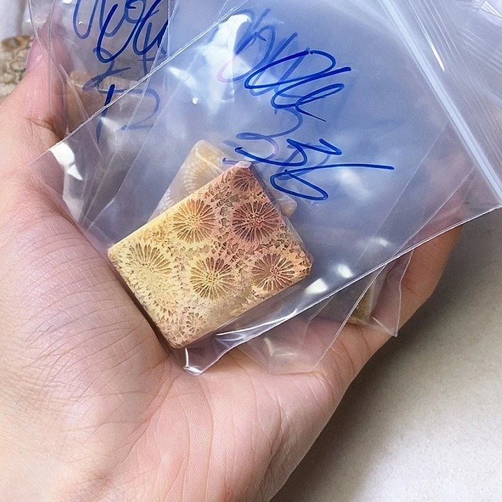 硅化玉颈饰合金O****g