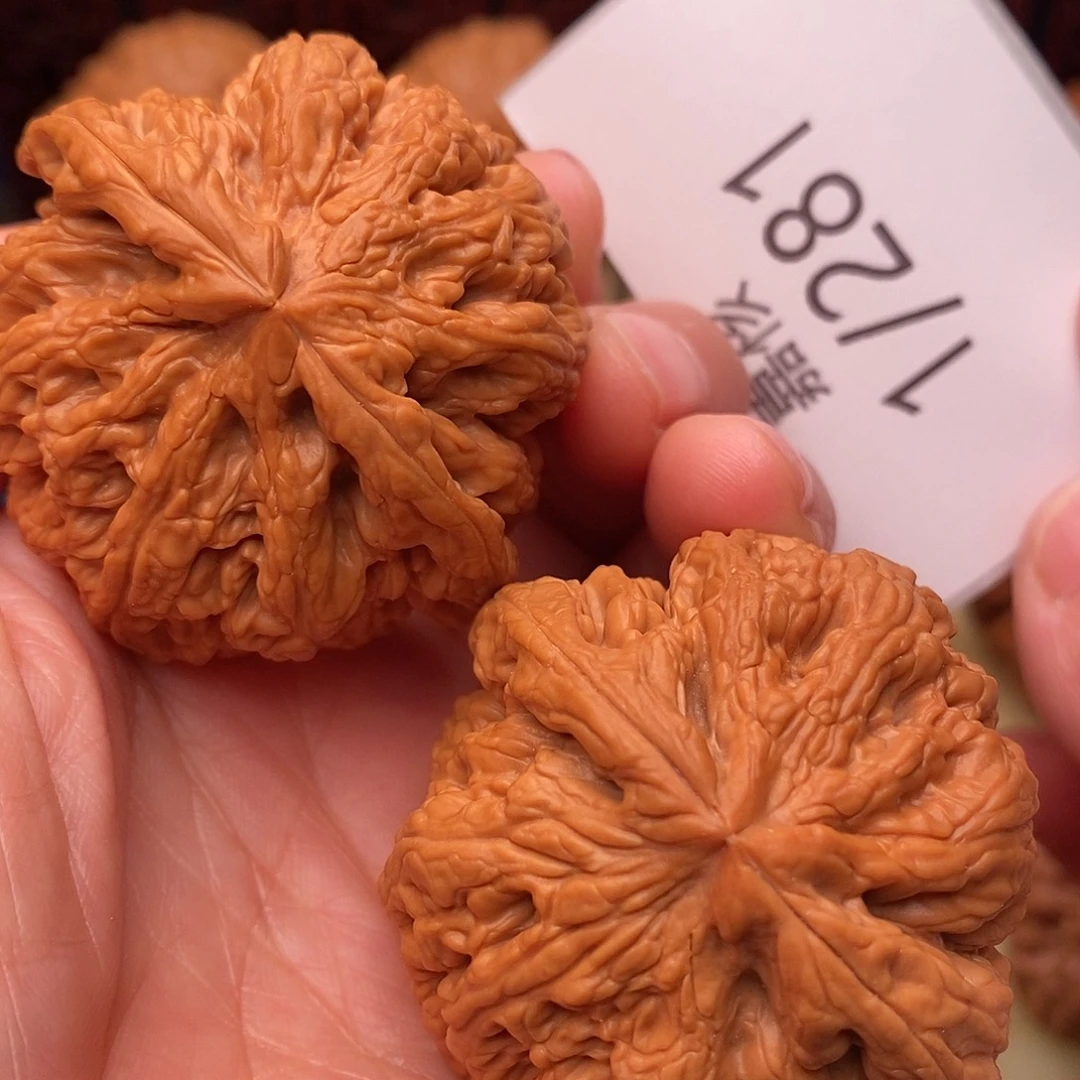 文玩核桃把件46粗筋