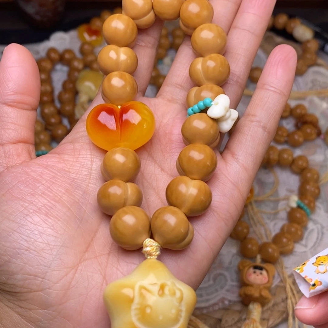 猴头核桃吊坠屁桃15加