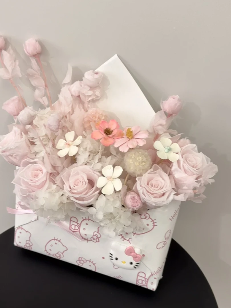 创意玫瑰信封花束永生花同城配送上门可用于送女友闺蜜