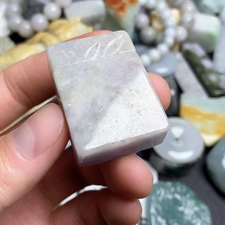 翡翠未镶嵌颈饰天然翡翠92