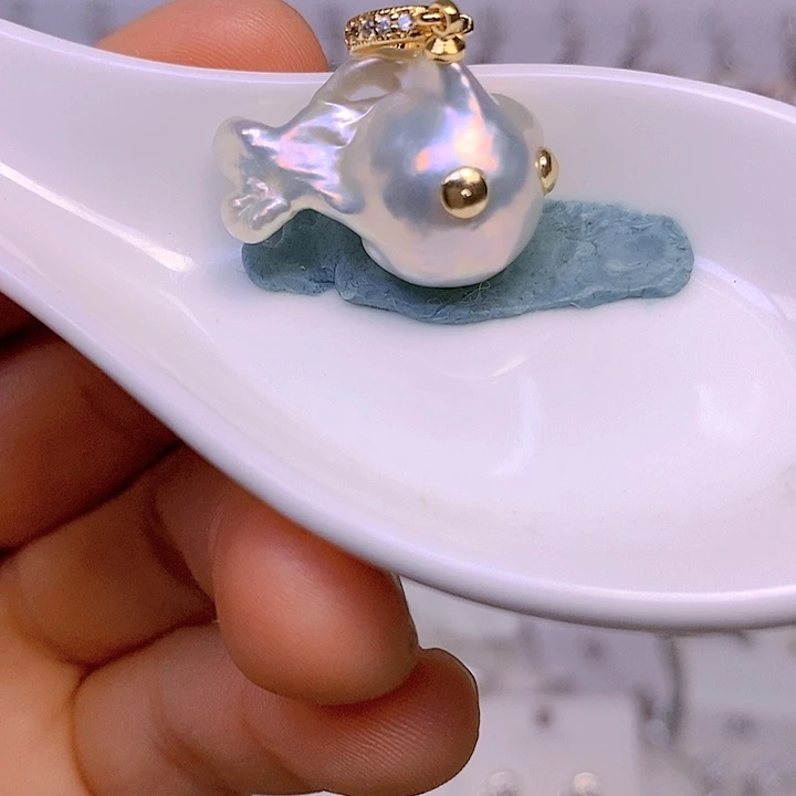 淡水珍珠颈饰合金