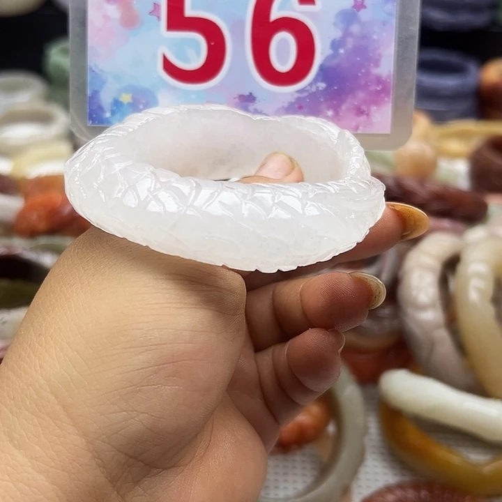 石英岩玉手镯未镶嵌