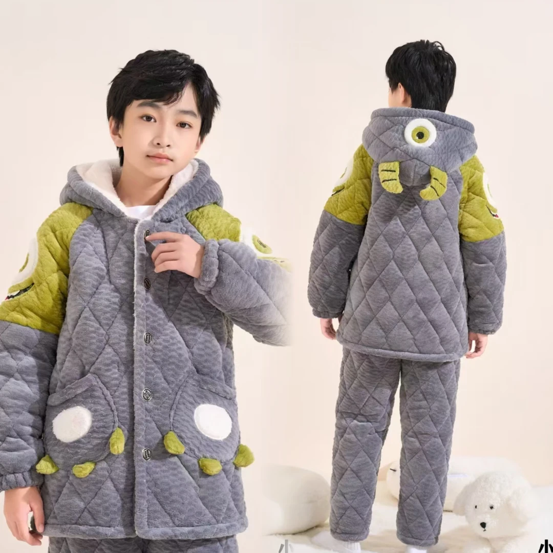 89130 男童独眼怪兽大眼仔三层加棉加厚套装