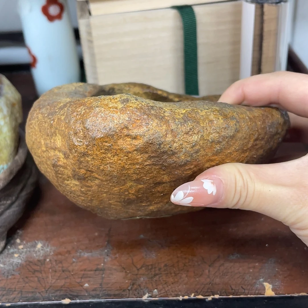 【闪购商品】吴****9-微瑕_ 回流物品,不是全新