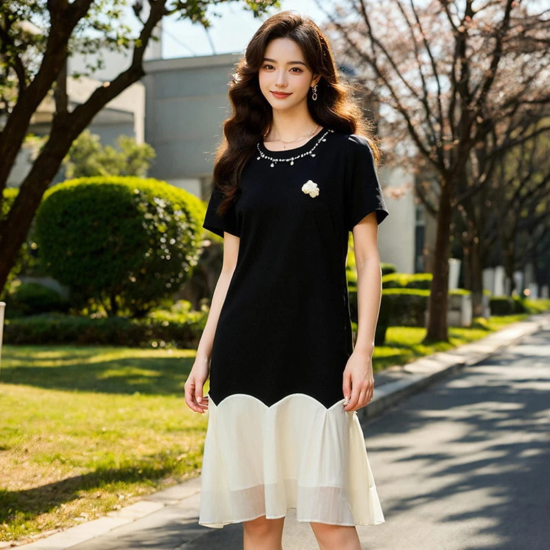 奢姿大码女装2025夏季钉珠减龄时尚连衣裙胖妹妹荷叶边拼接裙子