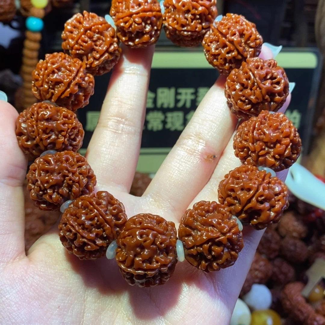 金刚菩提吊坠226原生态玉化