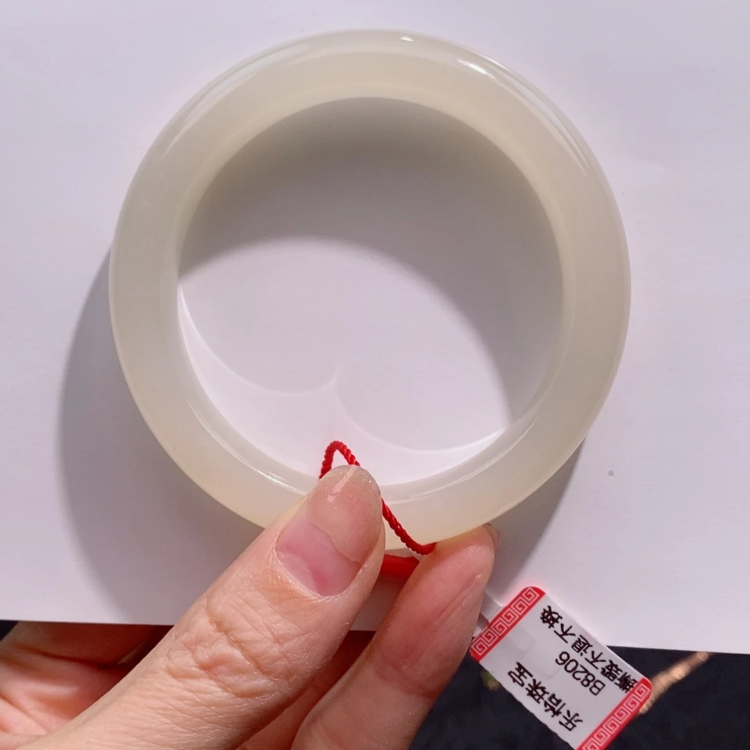 和田玉手镯未镶嵌高冰粉