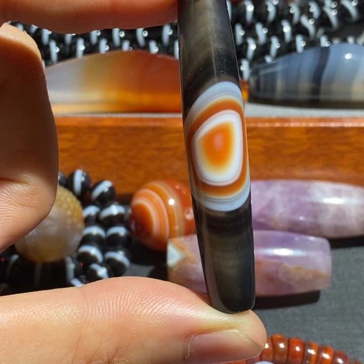 未镶嵌颈饰玛瑙/玉髓