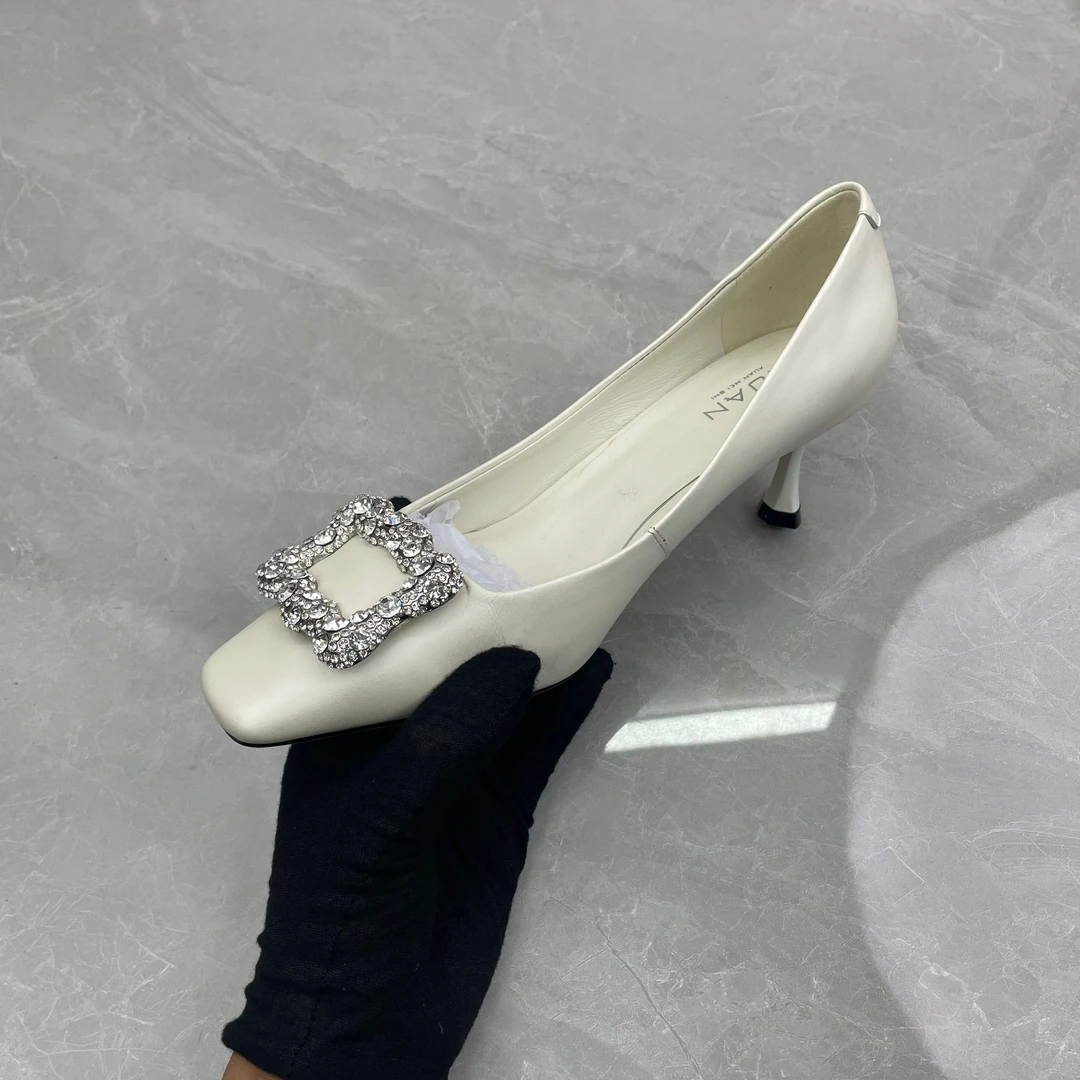 单鞋牛皮 4112-2784（孤品)f区37码