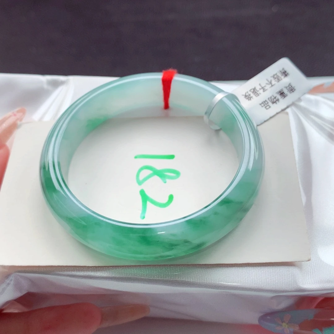 翡翠手镯未镶嵌小*天然缅甸翡翠A货手镯 82号