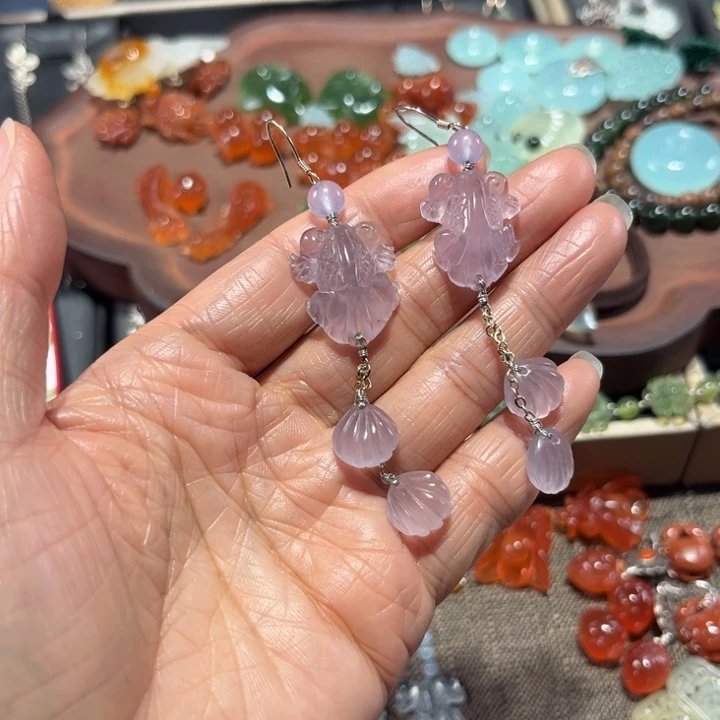 傻***晴蛇纹石玉未镶嵌耳饰