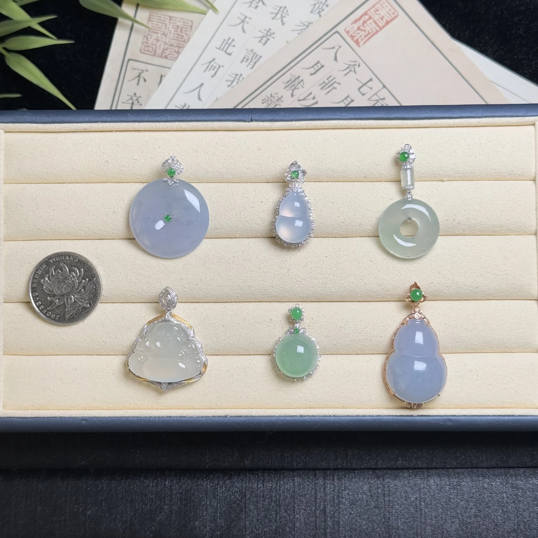 思懿珠宝 18K翡翠吊坠-8800-1-DG-多样性发一（紫色有色差）