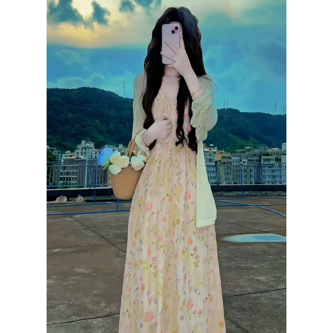 2025夏季穿搭整套新款韩版洋气减龄时尚开衫超美氛围感裙子两件套