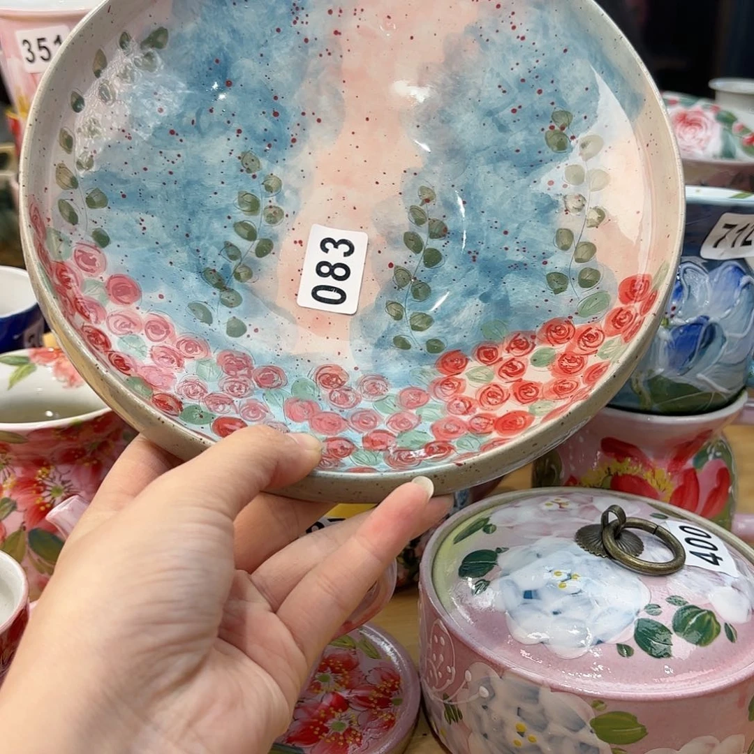 瓷片兔兔盖茨。兔兔好