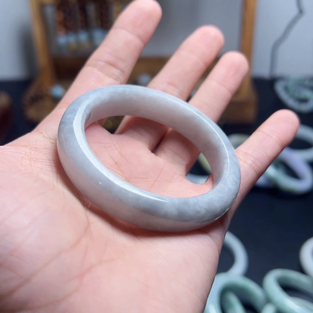 未镶嵌手镯翡翠翡翠手镯
